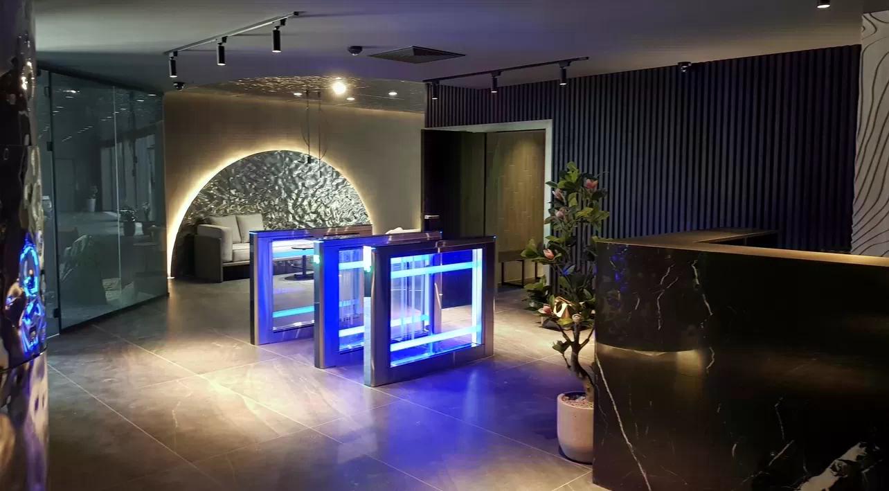 Комплекс відпочинку Emily resort в м. Львів - вхідна група